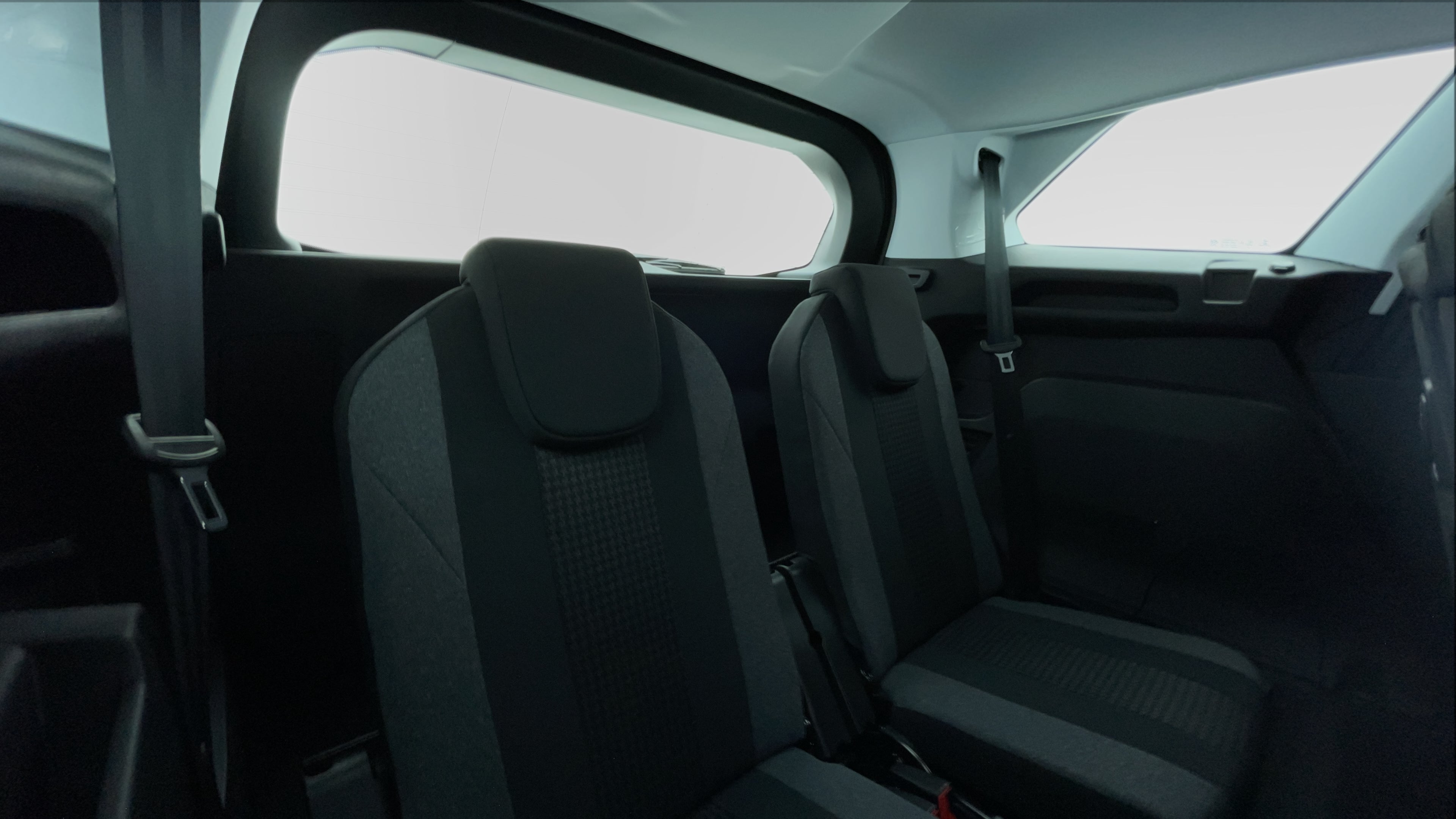 Peugeot 5008-Third Seat Row
