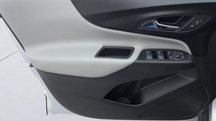 Chevrolet Equinox-Driver Side Door Panels Controls