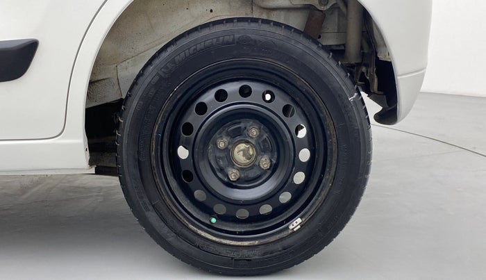 2014 Maruti Wagon R 1.0 VXI, Petrol, Manual, 98,842 km, Left Rear Wheel