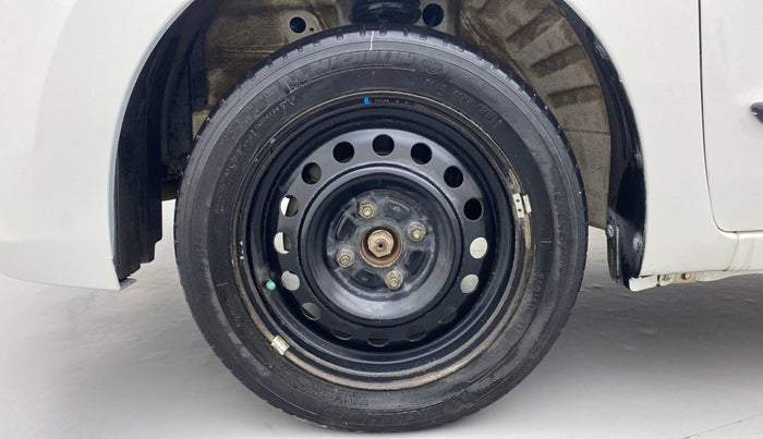 2014 Maruti Wagon R 1.0 VXI, Petrol, Manual, 98,842 km, Left Front Wheel