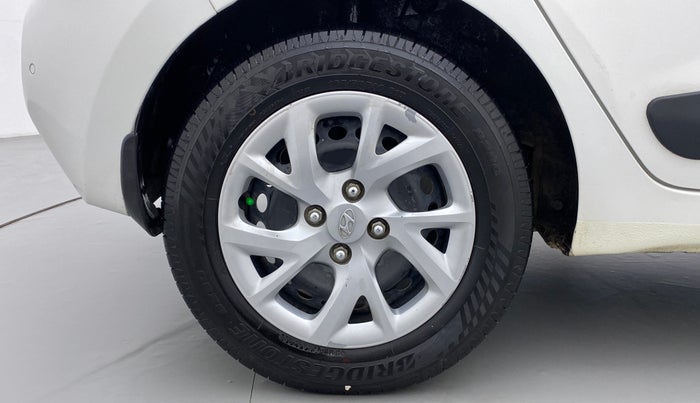 2017 Hyundai Grand i10 Sportz1.2 CRDI, Diesel, Manual, 86,038 km, Right Rear Wheel