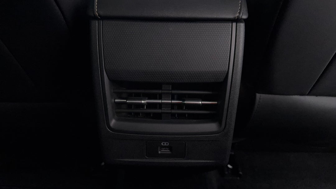 Rear A/C Vent