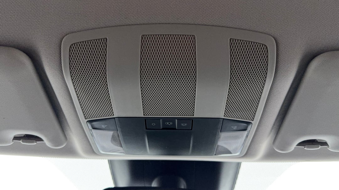 On-Roof Controls/Sunglass holder