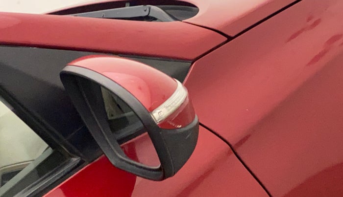 2016 Hyundai Elite i20 SPORTZ 1.2, Petrol, Manual, 52,544 km, Right rear-view mirror - Indicator light has minor damage