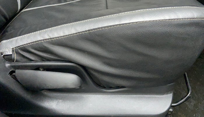 2014 Maruti Swift VXI D, Petrol, Manual, 26,169 km, Driver Side Adjustment Panel