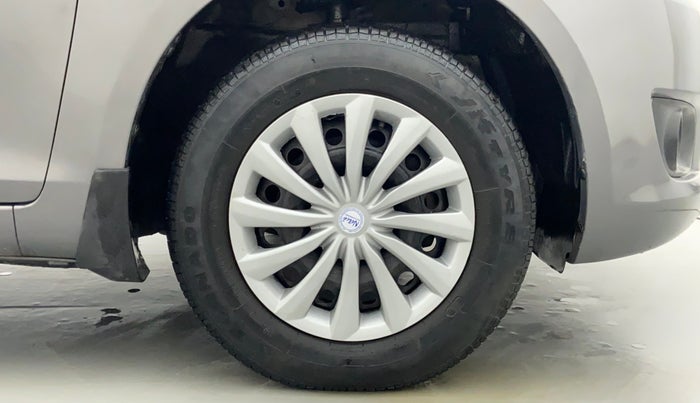 2014 Maruti Swift VXI D, Petrol, Manual, 26,169 km, Right Front Wheel