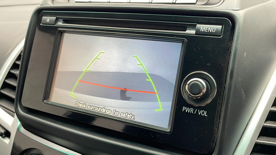 2015 Mitsubishi Challenger (4x4), Automatic, 105393 km, Parking Camera