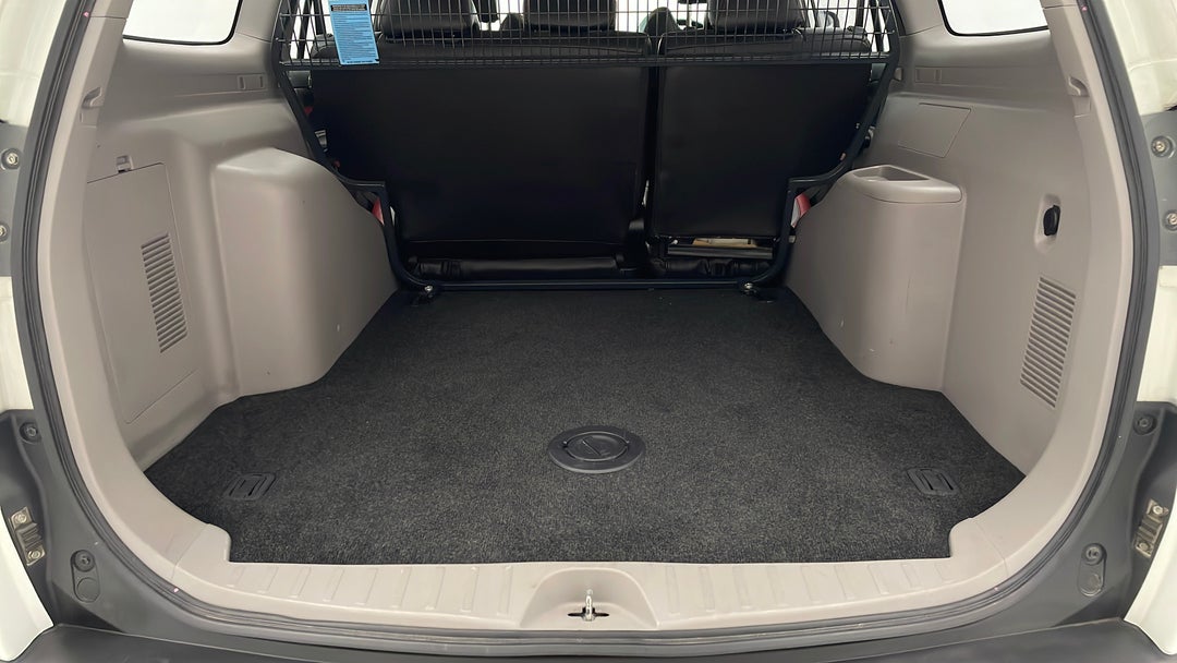 2015 Mitsubishi Challenger (4x4), Automatic, 105393 km, Boot Inside View