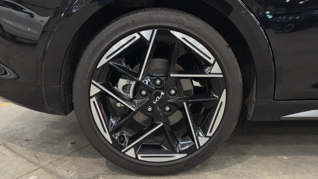 2025 Kia K4 Gt-line, Automatic, 11068 km, Right Rear Wheel