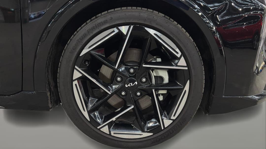 2025 Kia K4 Gt-line, Automatic, 11068 km, Right Front Wheel