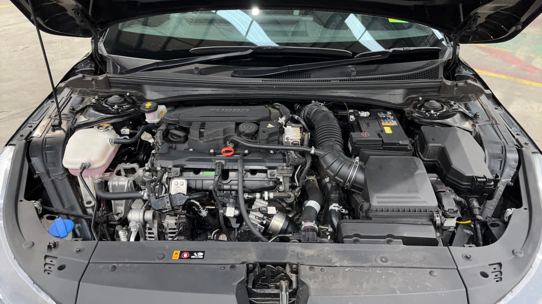 2025 Kia K4 Gt-line, Automatic, 11068 km, Open Bonnet (Engine)