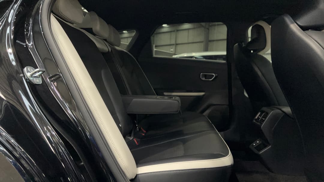 2025 Kia K4 Gt-line, Automatic, 11068 km, Right Side Rear Door Cabin View