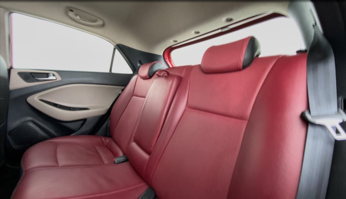 2018 Hyundai Elite i20 ASTA 1.2 (O), Petrol, Manual, 88,210 km, Right Side Rear Door Cabin