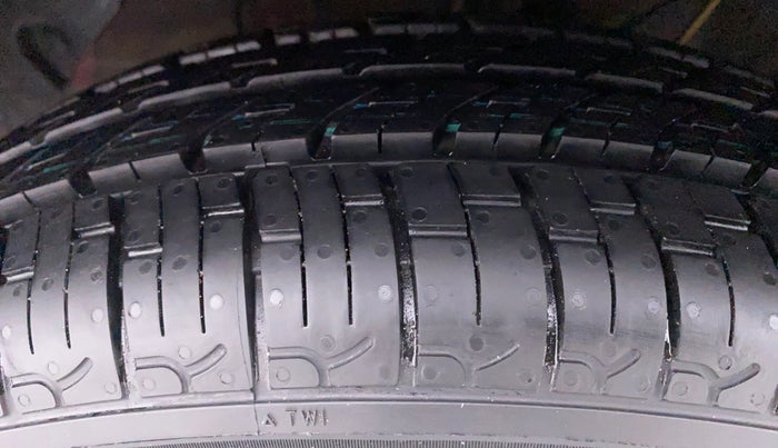 2019 Hyundai NEW SANTRO 1.1 MAGNA MT, Petrol, Manual, 23,154 km, Left Front Tyre Tread