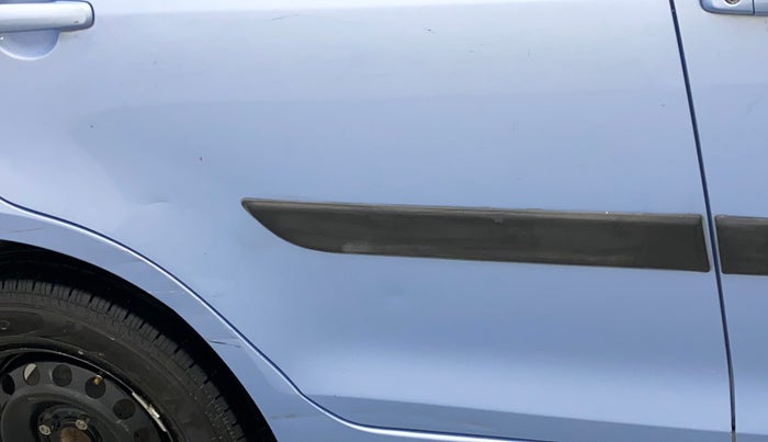 2015 Maruti Swift Dzire VXI, Petrol, Manual, 86,630 km, Right rear door - Slightly dented