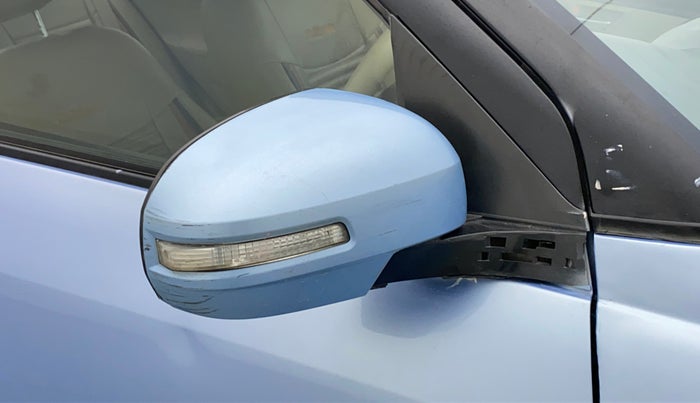 2015 Maruti Swift Dzire VXI, Petrol, Manual, 86,630 km, Right rear-view mirror - Minor scratches