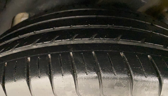 2019 KIA SELTOS GTX 1.4 GDI AT PETROL, Petrol, Automatic, 15,890 km, Left Rear Tyre Tread
