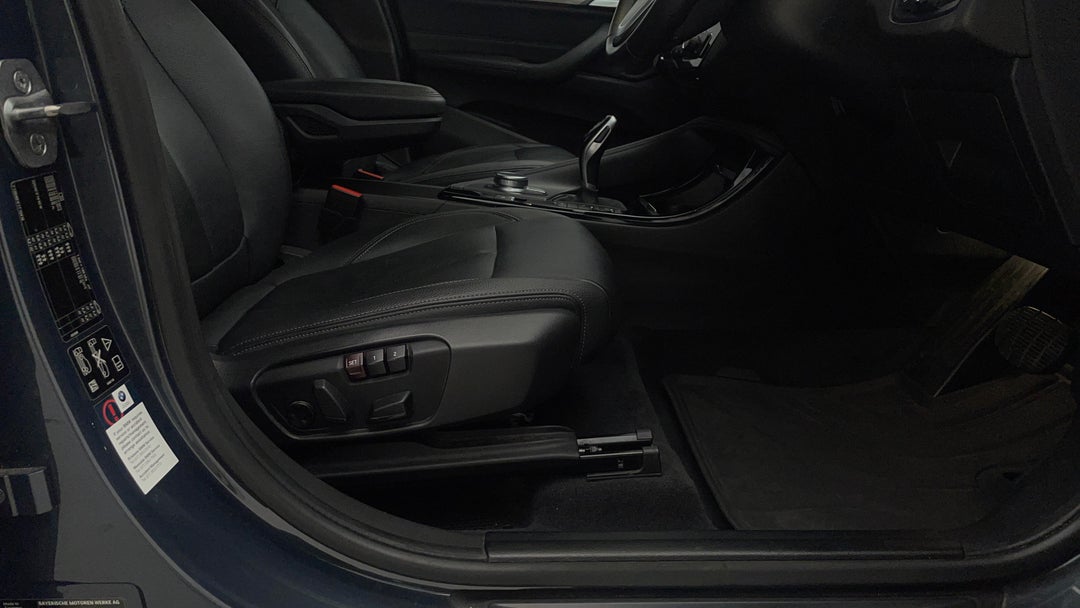 2019 BMW X1 Xdrive 25i, Automatic, 120187 km, Drivers Side Adjustment Panel