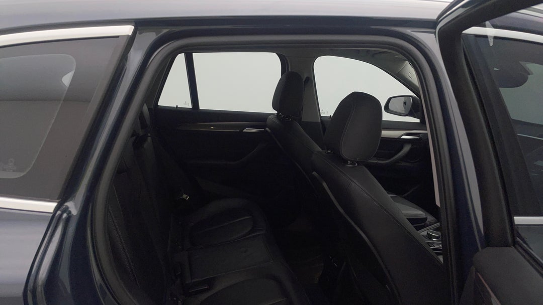 2019 BMW X1 Xdrive 25i, Automatic, 120187 km, Right Side Rear Door Cabin View