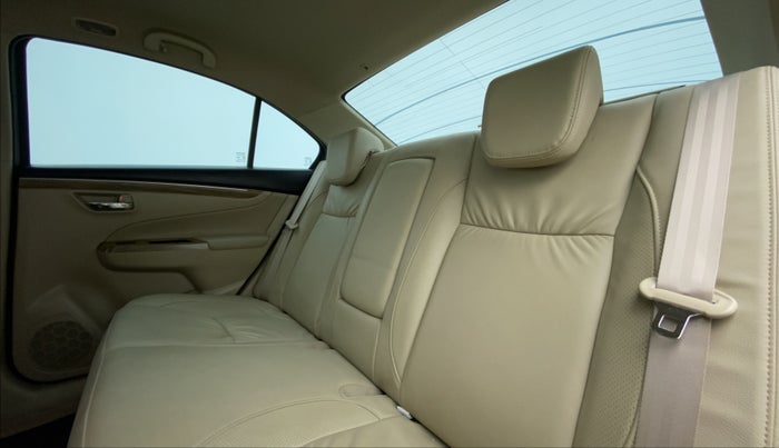 2020 Maruti Ciaz ALPHA  AT 1.5 SHVS PETROL, Petrol, Automatic, 21,397 km, Right Side Rear Door Cabin