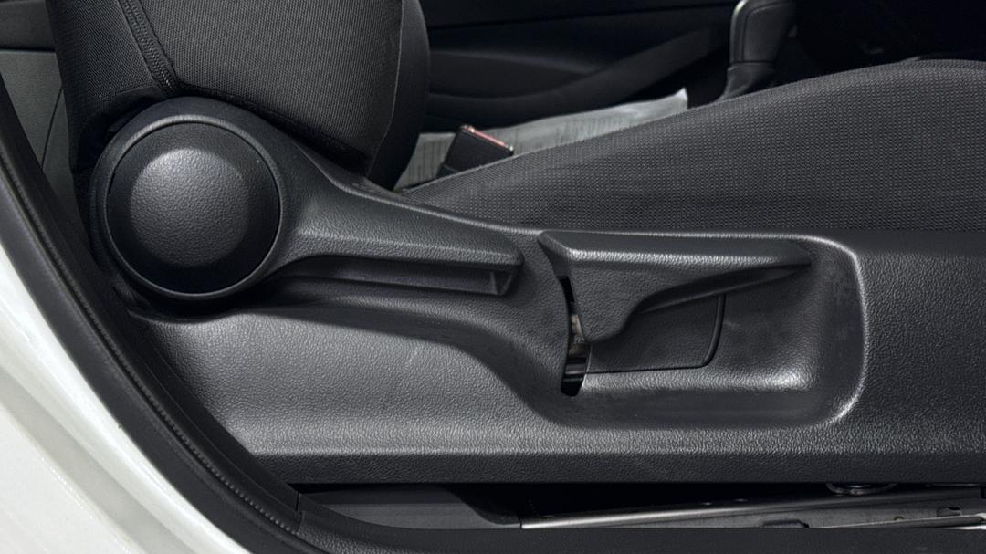 2020 Toyota Corolla Ascent Sport Hybrid, Automatic, 19913 km, Drivers Side Adjustment Panel