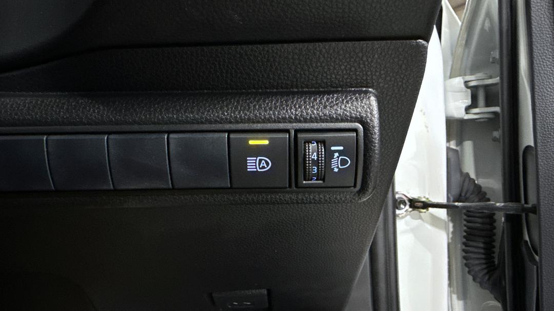 2020 Toyota Corolla Ascent Sport Hybrid, Automatic, 19913 km, Utility Switches/Buttons