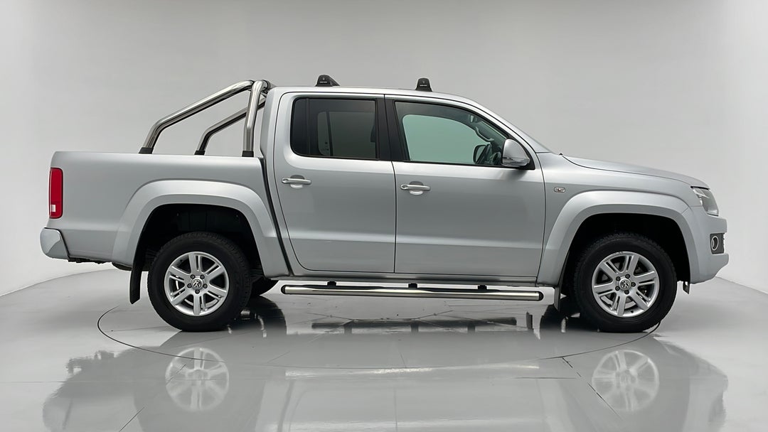 2015 Volkswagen Amarok Tdi420 Highline (4x4), Automatic, 95227 km, Right Side View