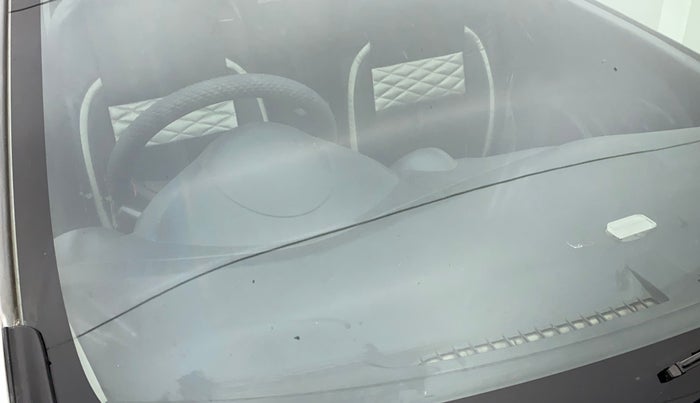 2018 Datsun Redi Go A, Petrol, Manual, 65,028 km, Front windshield - Minor spot on windshield