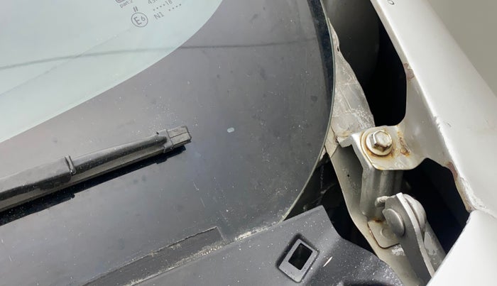 2018 Datsun Redi Go A, Petrol, Manual, 65,028 km, Bonnet (hood) - Cowl vent panel has minor damage