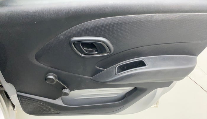 2018 Datsun Redi Go A, Petrol, Manual, 65,028 km, Driver Side Door Panels Control