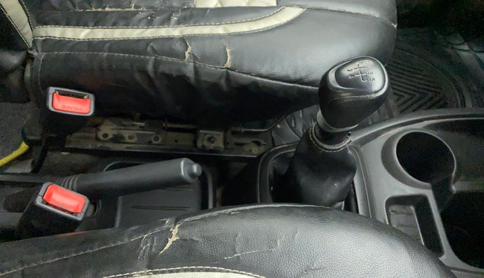 2018 Datsun Redi Go A, Petrol, Manual, 65,028 km, Gear Lever