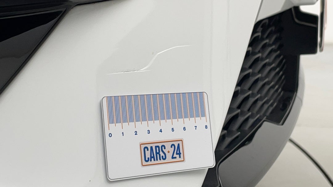 Bumper Front Scratch