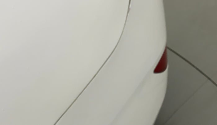 2016 Hyundai Verna FLUIDIC 1.6 CRDI SX 4S, Diesel, Manual, 77,673 km, Rear bumper - Minor scratches