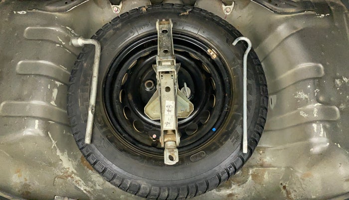 2015 Maruti Alto 800 LXI, Petrol, Manual, 29,713 km, Spare Tyre
