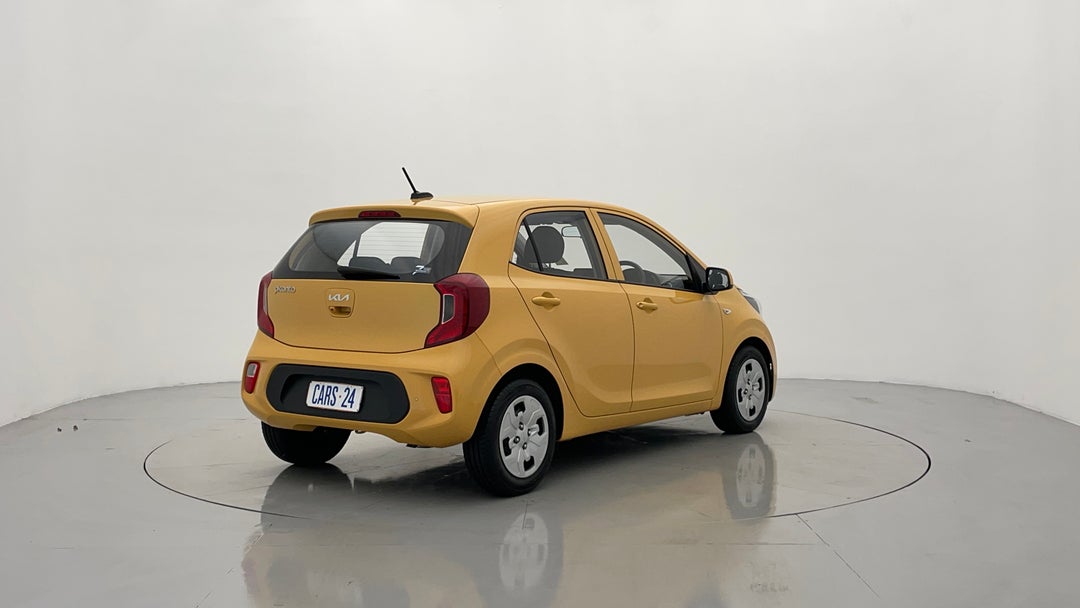 Right Back Diagonal (45- Degree) View