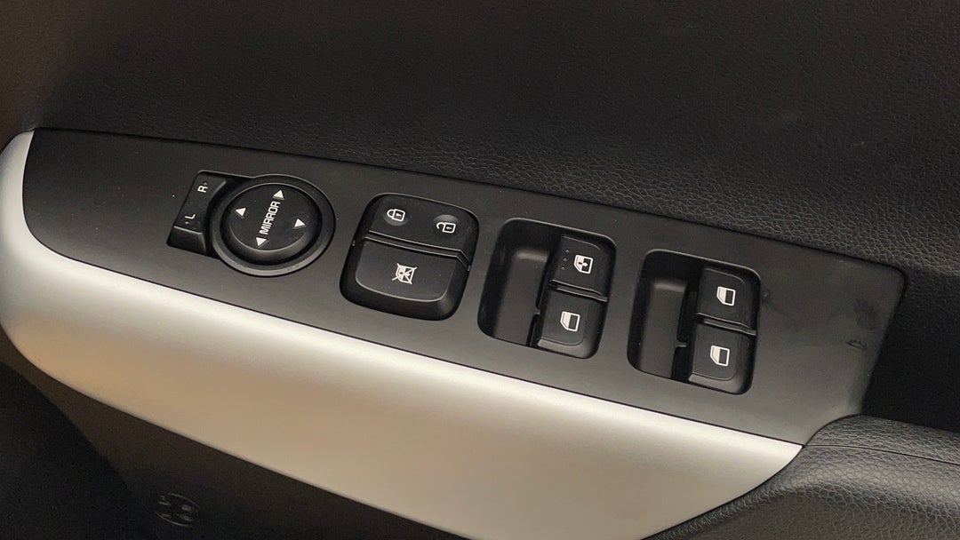 Drivers Side Door Panel Controls