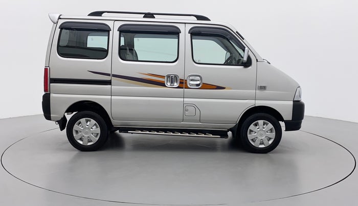2022 Maruti Eeco 5 STR AC CNG (O), CNG, Manual, 6,587 km, Right Side View