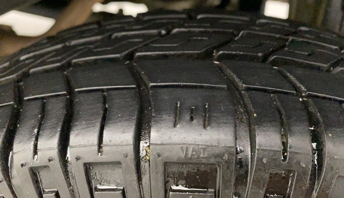 2022 Maruti Eeco 5 STR AC CNG (O), CNG, Manual, 6,587 km, Left Rear Tyre Tread