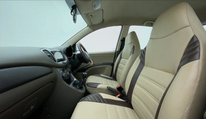 2013 Hyundai i10 ERA 1.1 IRDE, CNG, Manual, 76,314 km, Right Side Front Door Cabin