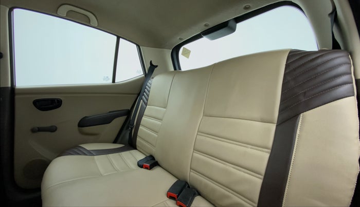 2013 Hyundai i10 ERA 1.1 IRDE, CNG, Manual, 76,314 km, Right Side Rear Door Cabin