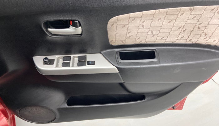 2016 Maruti Wagon R 1.0 VXI (O) AMT, Petrol, Automatic, 66,287 km, Driver Side Door Panels Control