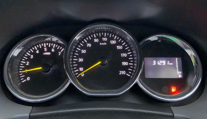 2018 Renault Duster RXS 85 PS, Diesel, Manual, 31,642 km, Odometer Image