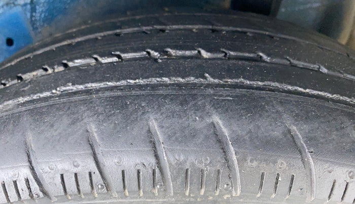 2015 Maruti Celerio VXI AGS, Petrol, Automatic, 57,337 km, Left Rear Tyre Tread