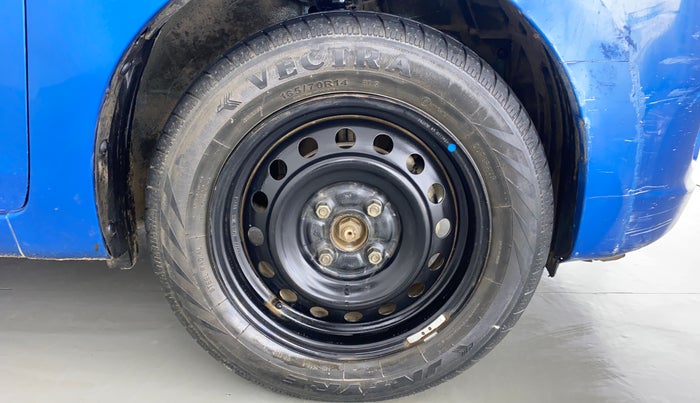 2015 Maruti Celerio VXI AGS, Petrol, Automatic, 57,337 km, Right Front Wheel