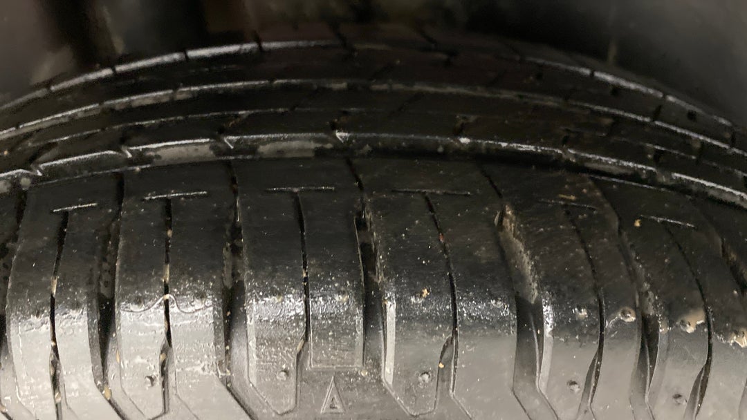 Right Rear Tyre Tread