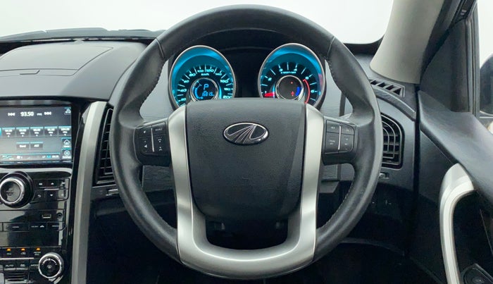 2019 Mahindra XUV500 W9 AT, Diesel, Automatic, 16,818 km, Steering Wheel Close Up
