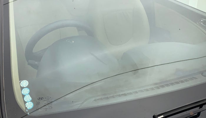 2013 Hyundai Verna FLUIDIC 1.6 VTVT SX, Petrol, Manual, 76,479 km, Front windshield - Minor spot on windshield