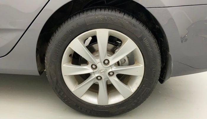 2013 Hyundai Verna FLUIDIC 1.6 VTVT SX, Petrol, Manual, 76,479 km, Left Rear Wheel