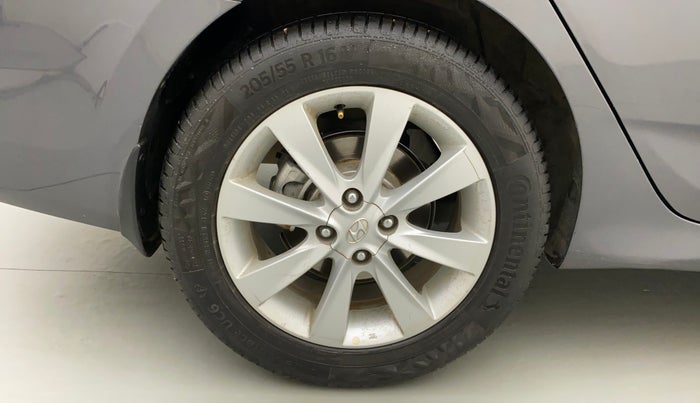 2013 Hyundai Verna FLUIDIC 1.6 VTVT SX, Petrol, Manual, 76,479 km, Right Rear Wheel