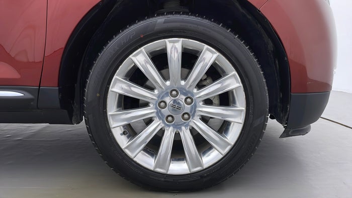 LINCOLN MKX-Right Front Tyre
